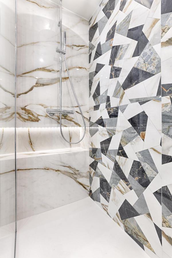 Unique Luxury Parisian Flat 2Br/6P -Champs Elysees Екстериор снимка