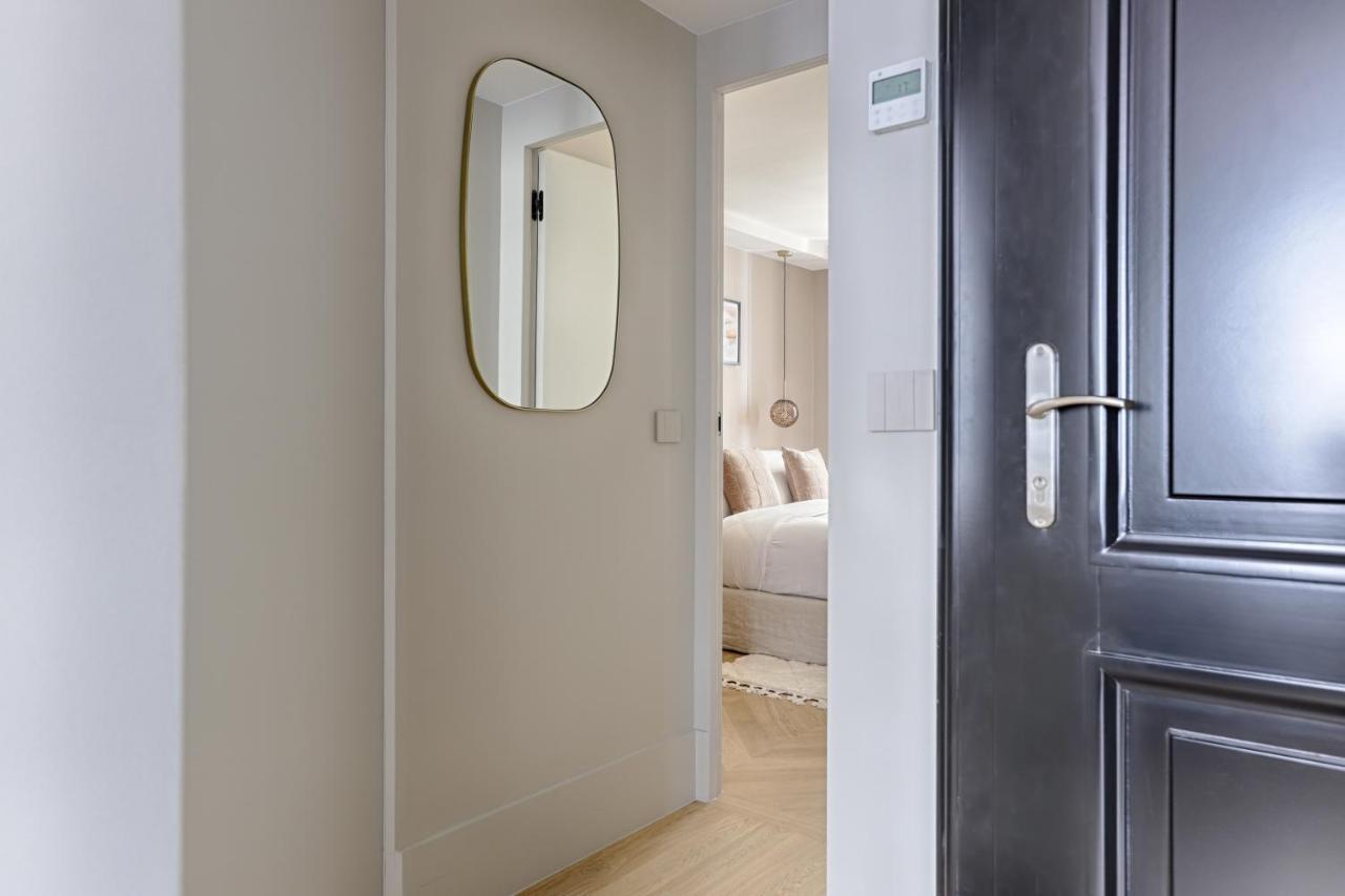 Unique Luxury Parisian Flat 2Br/6P -Champs Elysees Екстериор снимка