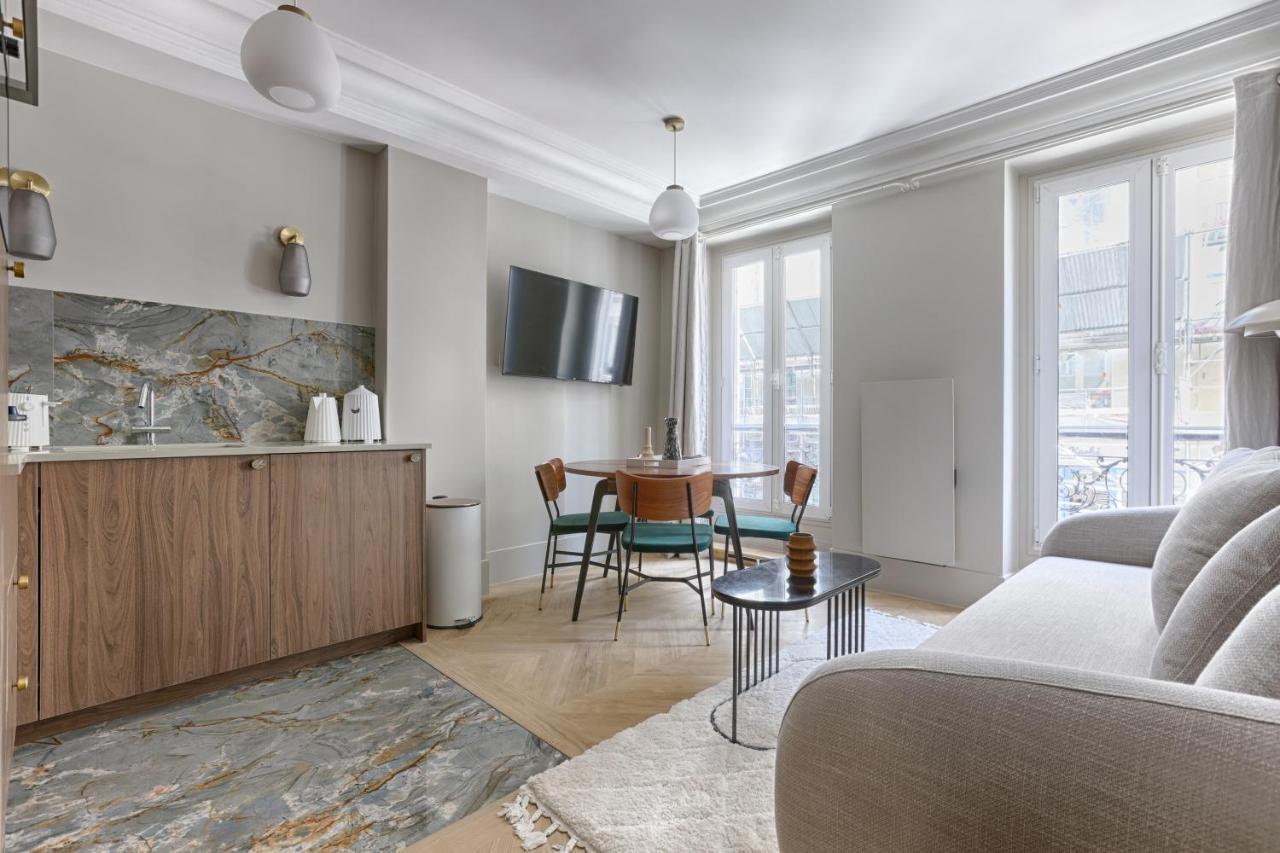 Unique Luxury Parisian Flat 2Br/6P -Champs Elysees Екстериор снимка