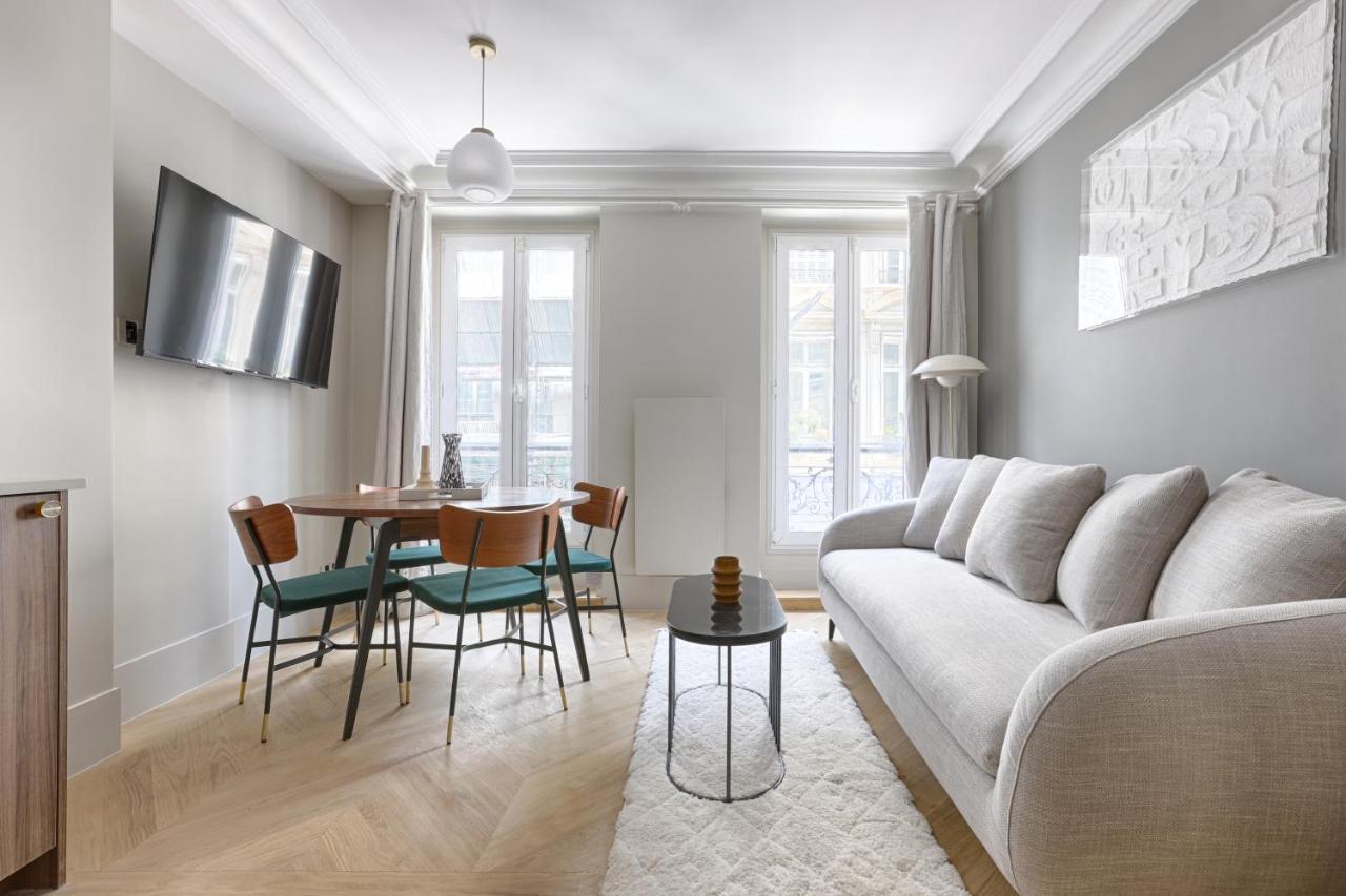 Unique Luxury Parisian Flat 2Br/6P -Champs Elysees Екстериор снимка