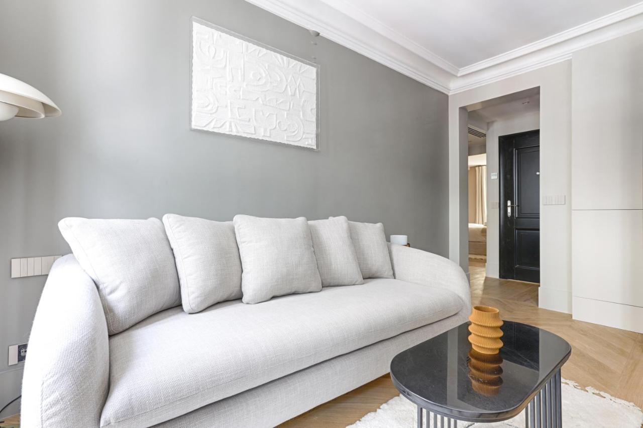 Unique Luxury Parisian Flat 2Br/6P -Champs Elysees Екстериор снимка